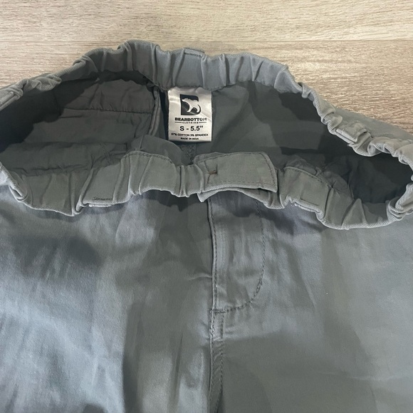 Bearbottom 5.5” shorts Men’s size Small - Picture 2 of 3